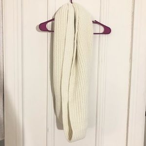 Cozy warm scarf/neckerchief